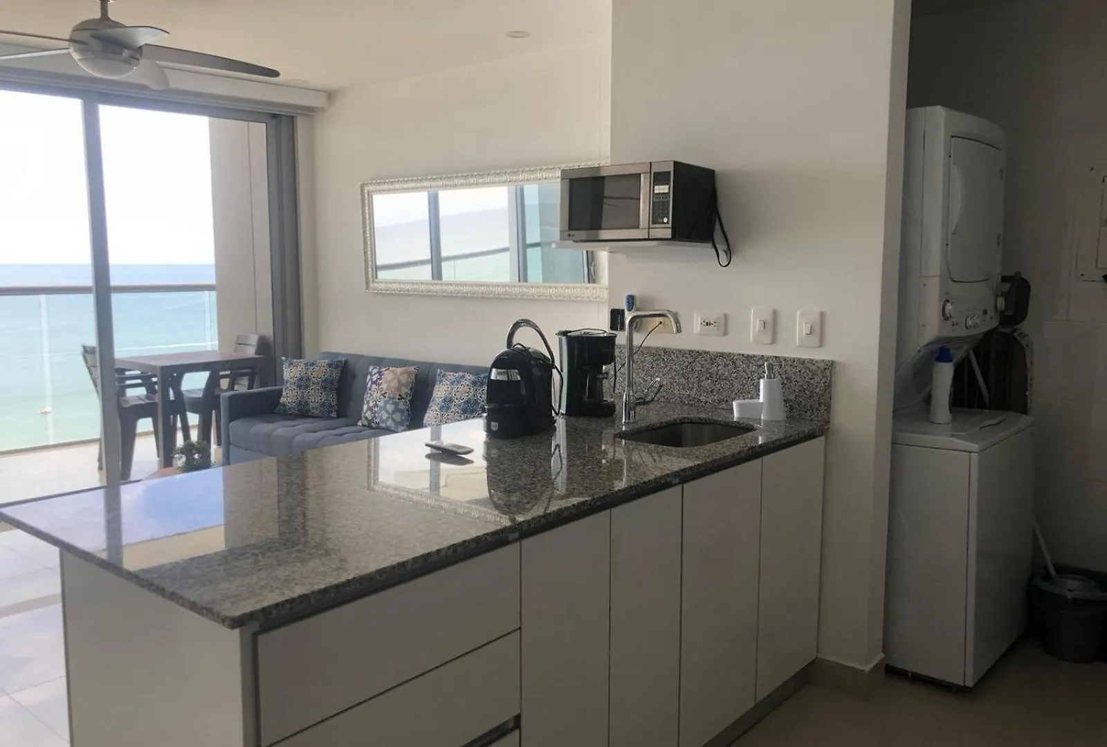 Ocean Front Condo Suites - 5 Stars View Cartagena Apartamento