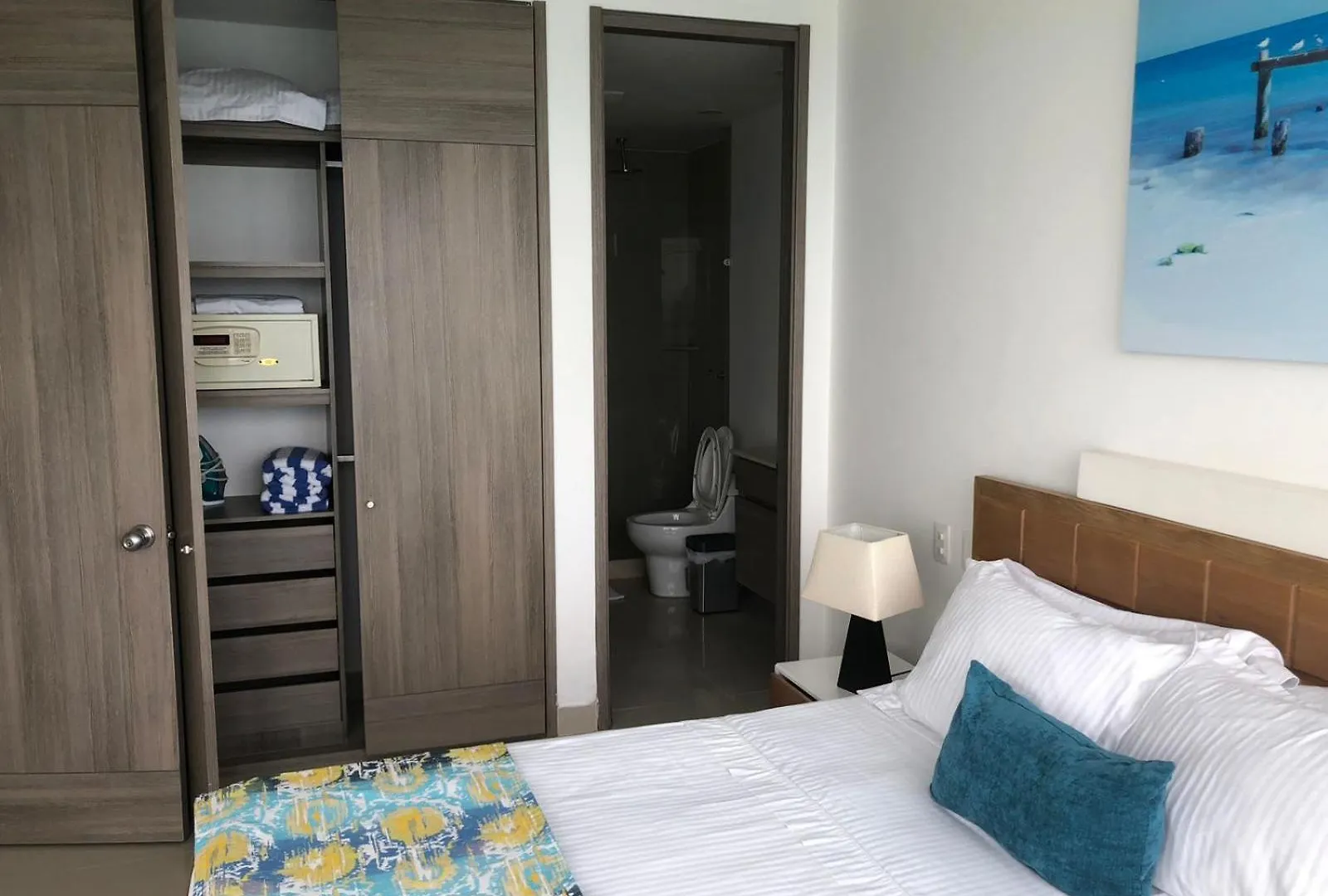 Ocean Front Condo Suites - 5 Stars View Cartagena