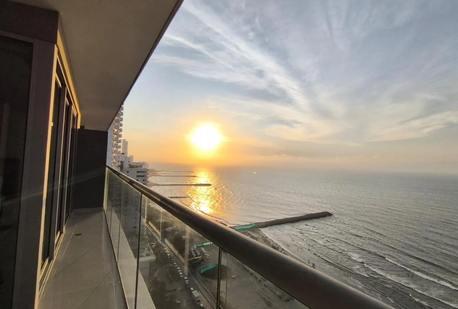 Ocean Front Condo Suites - 5 Stars View Cartagena Apartamento